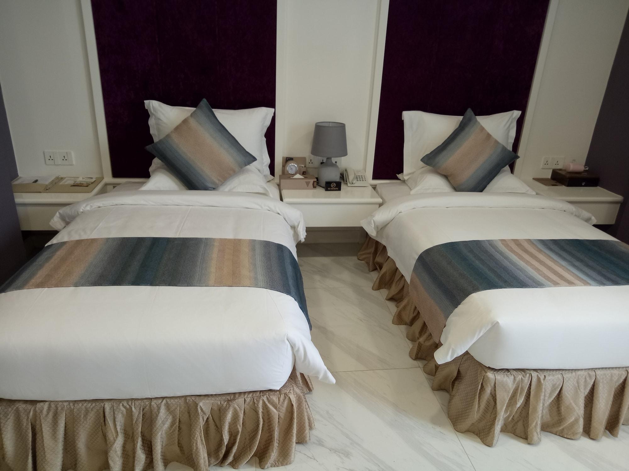 V Boutique Hotel Phnom Penh Ngoại thất bức ảnh