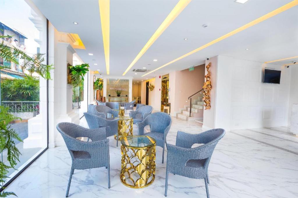 V Boutique Hotel Phnom Penh Ngoại thất bức ảnh